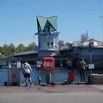 Schwimmendes Swimming Lounge * Каппельн