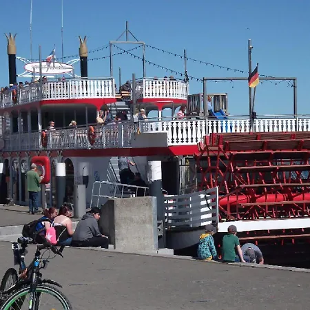 Nyaraló Schwimmendes Swimming Lounge Kappeln