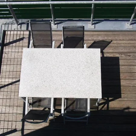 Schwimmendes Swimming Lounge Hébergement de vacances *