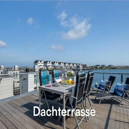 Schwimmendes Swimming Lounge Holiday home Kappeln