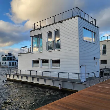 Schwimmendes Swimming Lounge Feriehus